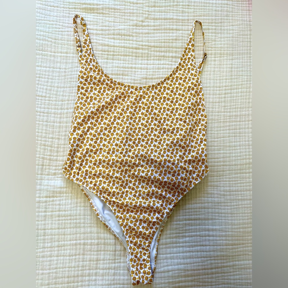 One piece swimsuit